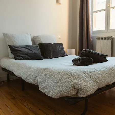 Διαμέρισμα Charming With Terrace // Next To Lycee Pierre De Fermat *